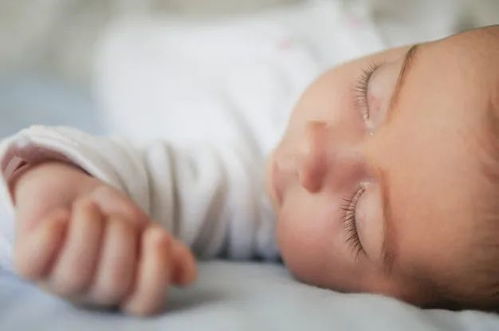 婴儿夜醒频繁是怎么回事